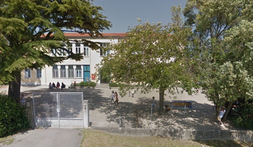 Immagine per Fossalon, salva la scuola primaria nella frazione di Grado